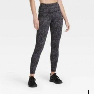High-Waisted Leopard Print Jacquard leggings w/ pockets ALL IN MOTION